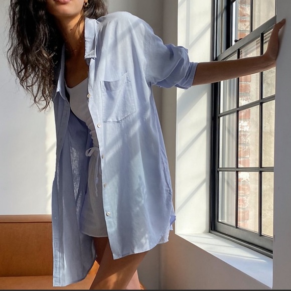 Aritzia Tops - NWT Wilfred Della button-up shirt size 2